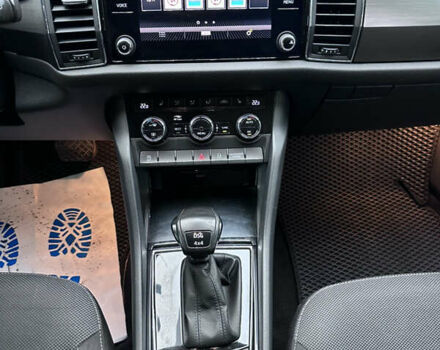 Білий Шкода Kodiaq, об'ємом двигуна 1.97 л та пробігом 200 тис. км за 24950 $, фото 23 на Automoto.ua