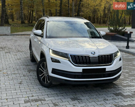 Білий Шкода Kodiaq, об'ємом двигуна 1.97 л та пробігом 79 тис. км за 31000 $, фото 37 на Automoto.ua