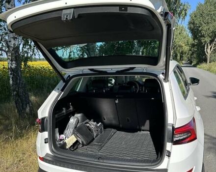 Білий Шкода Kodiaq, об'ємом двигуна 1.97 л та пробігом 215 тис. км за 31950 $, фото 52 на Automoto.ua
