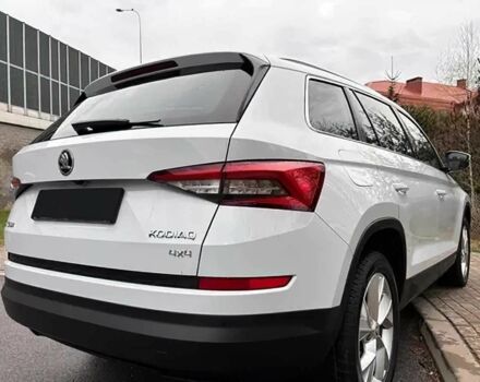 Белый Шкода Kodiaq, объемом двигателя 2 л и пробегом 51 тыс. км за 16000 $, фото 3 на Automoto.ua