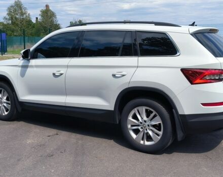 Белый Шкода Kodiaq, объемом двигателя 2 л и пробегом 188 тыс. км за 20000 $, фото 1 на Automoto.ua