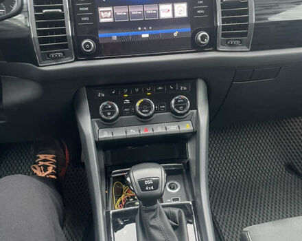 Белый Шкода Kodiaq, объемом двигателя 1.97 л и пробегом 28 тыс. км за 34000 $, фото 14 на Automoto.ua