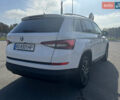 Шкода Kodiaq 2019 у Харкові на Automoto.ua Білий Шкода Kodiaq, об'ємом двигуна 1.98 л та пробігом 99 тис. км за 29000 $, фото 7 на Automoto.ua