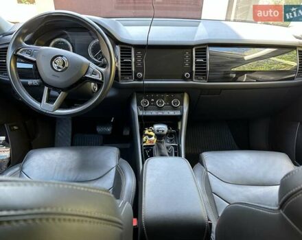 Білий Шкода Kodiaq, об'ємом двигуна 1.98 л та пробігом 77 тис. км за 31500 $, фото 11 на Automoto.ua