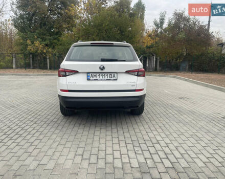 Белый Шкода Kodiaq, объемом двигателя 1.97 л и пробегом 28 тыс. км за 34000 $, фото 3 на Automoto.ua