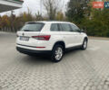 Белый Шкода Kodiaq, объемом двигателя 1.97 л и пробегом 28 тыс. км за 34000 $, фото 4 на Automoto.ua