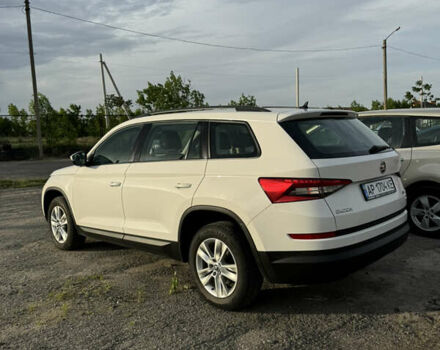 Белый Шкода Kodiaq, объемом двигателя 1.97 л и пробегом 260 тыс. км за 24900 $, фото 4 на Automoto.ua