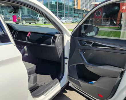 Білий Шкода Kodiaq, об'ємом двигуна 1.97 л та пробігом 100 тис. км за 31500 $, фото 35 на Automoto.ua
