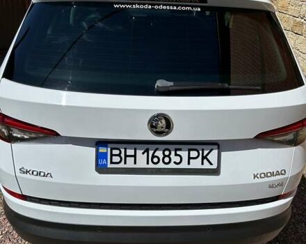 Білий Шкода Kodiaq, об'ємом двигуна 1.98 л та пробігом 77 тис. км за 31500 $, фото 3 на Automoto.ua