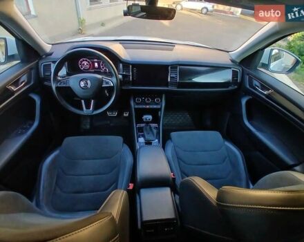 Белый Шкода Kodiaq, объемом двигателя 1.98 л и пробегом 38 тыс. км за 27500 $, фото 24 на Automoto.ua
