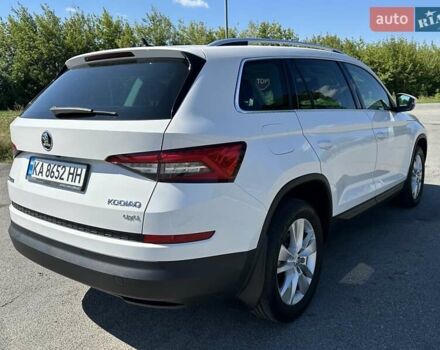Білий Шкода Kodiaq, об'ємом двигуна 1.97 л та пробігом 215 тис. км за 31950 $, фото 17 на Automoto.ua