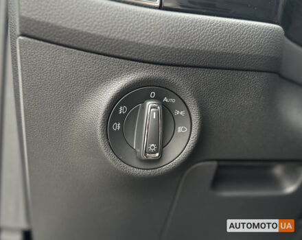 Белый Шкода Kodiaq, объемом двигателя 2 л и пробегом 154 тыс. км за 27000 $, фото 22 на Automoto.ua