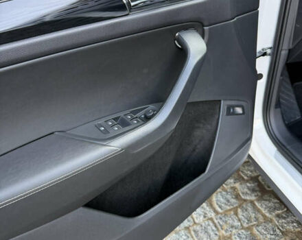 Білий Шкода Kodiaq, об'ємом двигуна 1.98 л та пробігом 239 тис. км за 22500 $, фото 20 на Automoto.ua