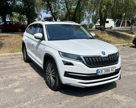 Білий Шкода Kodiaq, об'ємом двигуна 1.97 л та пробігом 182 тис. км за 33500 $, фото 2 на Automoto.ua