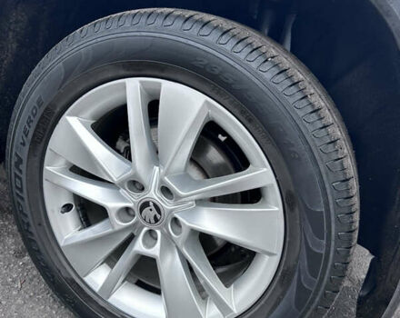 Белый Шкода Kodiaq, объемом двигателя 1.97 л и пробегом 200 тыс. км за 23000 $, фото 48 на Automoto.ua