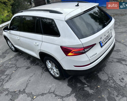Белый Шкода Kodiaq, объемом двигателя 1.97 л и пробегом 200 тыс. км за 26000 $, фото 54 на Automoto.ua