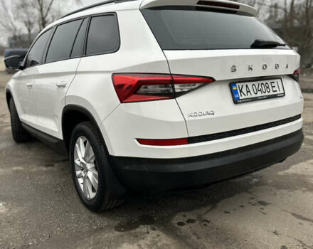 Белый Шкода Kodiaq, объемом двигателя 1.97 л и пробегом 200 тыс. км за 23000 $, фото 6 на Automoto.ua