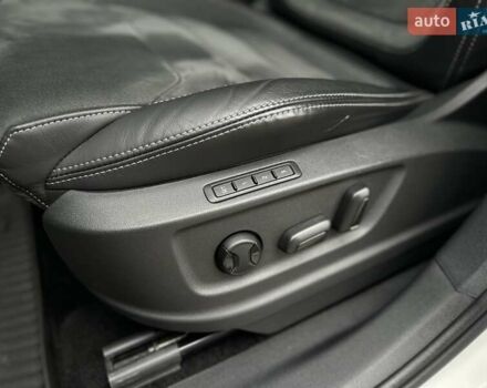 Белый Шкода Kodiaq, объемом двигателя 1.97 л и пробегом 154 тыс. км за 27000 $, фото 21 на Automoto.ua