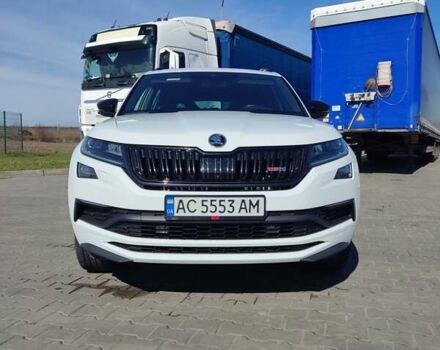 Білий Шкода Kodiaq, об'ємом двигуна 1.97 л та пробігом 160 тис. км за 35999 $, фото 4 на Automoto.ua