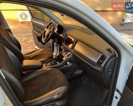 Белый Шкода Kodiaq, объемом двигателя 1.97 л и пробегом 118 тыс. км за 29700 $, фото 15 на Automoto.ua