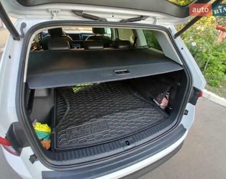 Белый Шкода Kodiaq, объемом двигателя 1.98 л и пробегом 38 тыс. км за 27500 $, фото 31 на Automoto.ua