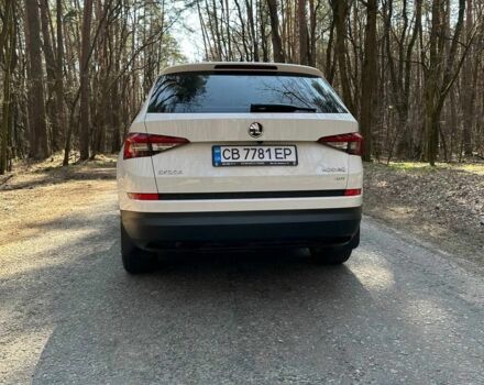 Білий Шкода Kodiaq, об'ємом двигуна 2 л та пробігом 160 тис. км за 27400 $, фото 7 на Automoto.ua