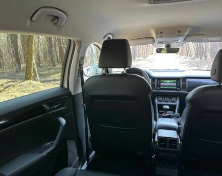 Білий Шкода Kodiaq, об'ємом двигуна 2 л та пробігом 160 тис. км за 27400 $, фото 15 на Automoto.ua