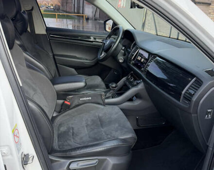Білий Шкода Kodiaq, об'ємом двигуна 1.98 л та пробігом 239 тис. км за 22500 $, фото 22 на Automoto.ua