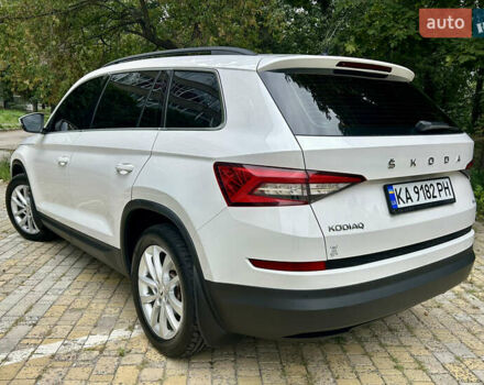 Белый Шкода Kodiaq, объемом двигателя 1.98 л и пробегом 229 тыс. км за 21500 $, фото 10 на Automoto.ua