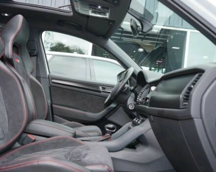 Білий Шкода Kodiaq, об'ємом двигуна 2 л та пробігом 68 тис. км за 19750 $, фото 10 на Automoto.ua