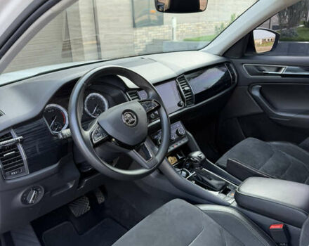 Білий Шкода Kodiaq, об'ємом двигуна 1.98 л та пробігом 239 тис. км за 22500 $, фото 8 на Automoto.ua