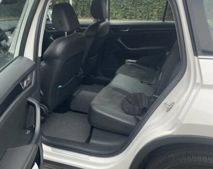 Белый Шкода Kodiaq, объемом двигателя 1.97 л и пробегом 28 тыс. км за 34000 $, фото 11 на Automoto.ua