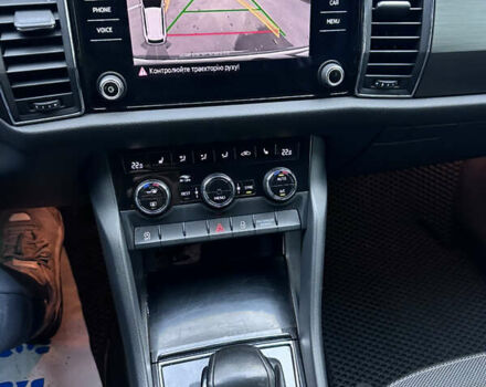 Білий Шкода Kodiaq, об'ємом двигуна 1.97 л та пробігом 200 тис. км за 24950 $, фото 24 на Automoto.ua