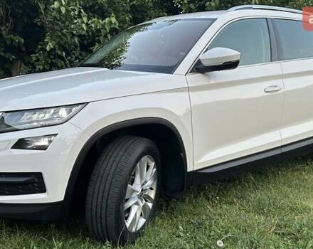 Білий Шкода Kodiaq, об'ємом двигуна 1.97 л та пробігом 215 тис. км за 31950 $, фото 27 на Automoto.ua