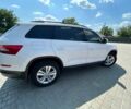 Білий Шкода Kodiaq, об'ємом двигуна 2 л та пробігом 300 тис. км за 22000 $, фото 3 на Automoto.ua
