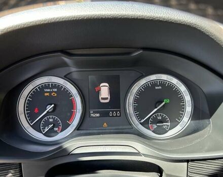 Білий Шкода Kodiaq, об'ємом двигуна 1.98 л та пробігом 77 тис. км за 31500 $, фото 7 на Automoto.ua