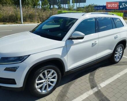 Белый Шкода Kodiaq, объемом двигателя 1.97 л и пробегом 239 тыс. км за 24500 $, фото 5 на Automoto.ua