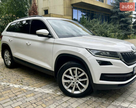 Белый Шкода Kodiaq, объемом двигателя 1.98 л и пробегом 229 тыс. км за 21500 $, фото 6 на Automoto.ua
