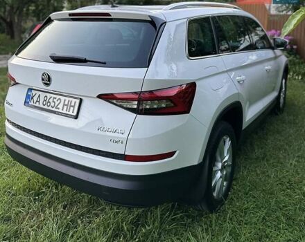 Білий Шкода Kodiaq, об'ємом двигуна 1.97 л та пробігом 215 тис. км за 31950 $, фото 11 на Automoto.ua