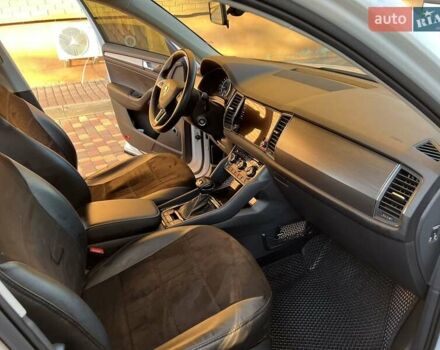 Белый Шкода Kodiaq, объемом двигателя 1.97 л и пробегом 118 тыс. км за 29700 $, фото 19 на Automoto.ua