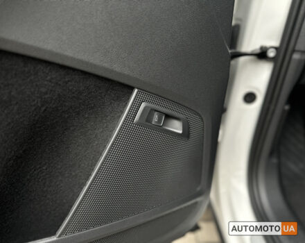 Белый Шкода Kodiaq, объемом двигателя 2 л и пробегом 154 тыс. км за 27000 $, фото 20 на Automoto.ua