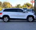 Белый Шкода Kodiaq, объемом двигателя 2 л и пробегом 186 тыс. км за 27777 $, фото 7 на Automoto.ua