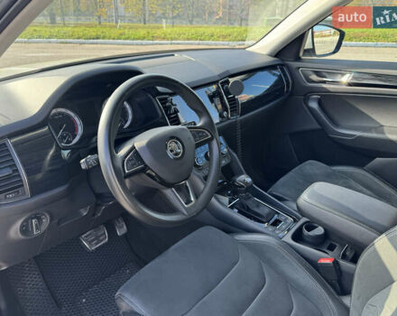 Шкода Kodiaq 2019 у Харкові на Automoto.ua Білий Шкода Kodiaq, об'ємом двигуна 1.98 л та пробігом 99 тис. км за 29000 $, фото 21 на Automoto.ua