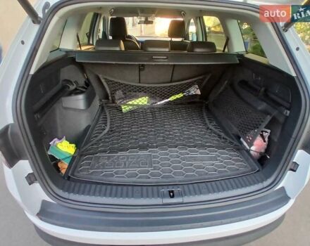 Белый Шкода Kodiaq, объемом двигателя 1.98 л и пробегом 38 тыс. км за 27500 $, фото 30 на Automoto.ua