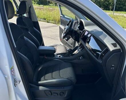 Білий Шкода Kodiaq, об'ємом двигуна 1.97 л та пробігом 215 тис. км за 31950 $, фото 91 на Automoto.ua