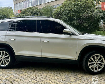 Белый Шкода Kodiaq, объемом двигателя 1.98 л и пробегом 229 тыс. км за 21500 $, фото 8 на Automoto.ua