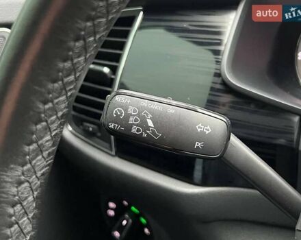 Білий Шкода Kodiaq, об'ємом двигуна 1.98 л та пробігом 75 тис. км за 29490 $, фото 16 на Automoto.ua