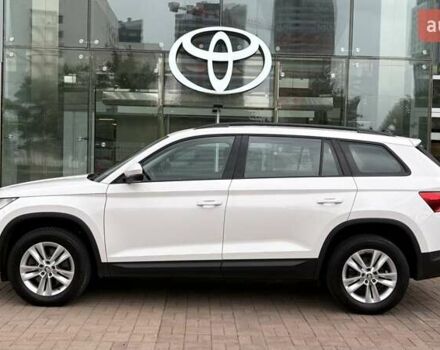 Білий Шкода Kodiaq, об'ємом двигуна 1.98 л та пробігом 131 тис. км за 24205 $, фото 2 на Automoto.ua