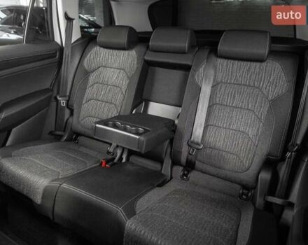 Белый Шкода Kodiaq, объемом двигателя 1.97 л и пробегом 202 тыс. км за 29900 $, фото 51 на Automoto.ua