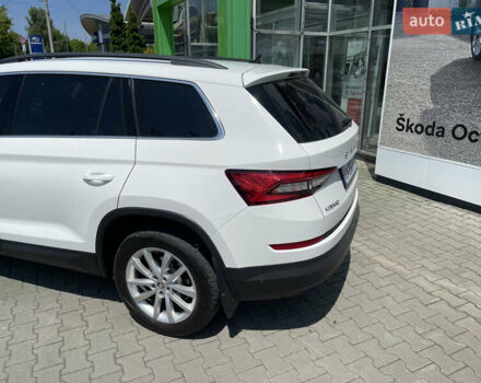 Белый Шкода Kodiaq, объемом двигателя 1.98 л и пробегом 234 тыс. км за 26000 $, фото 3 на Automoto.ua